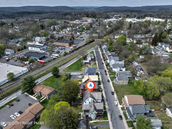 $299,900 | 39 Lackawanna Avenue, East Stroudsburg, PA 18301