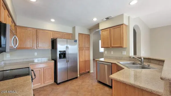 $2,150 | 3523 West Chama Drive, Glendale, AZ 85310