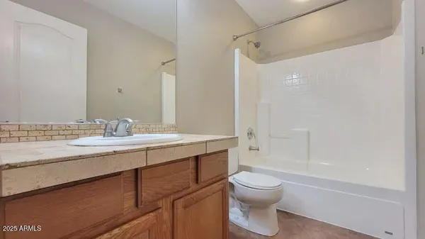 $2,150 | 3523 West Chama Drive, Glendale, AZ 85310