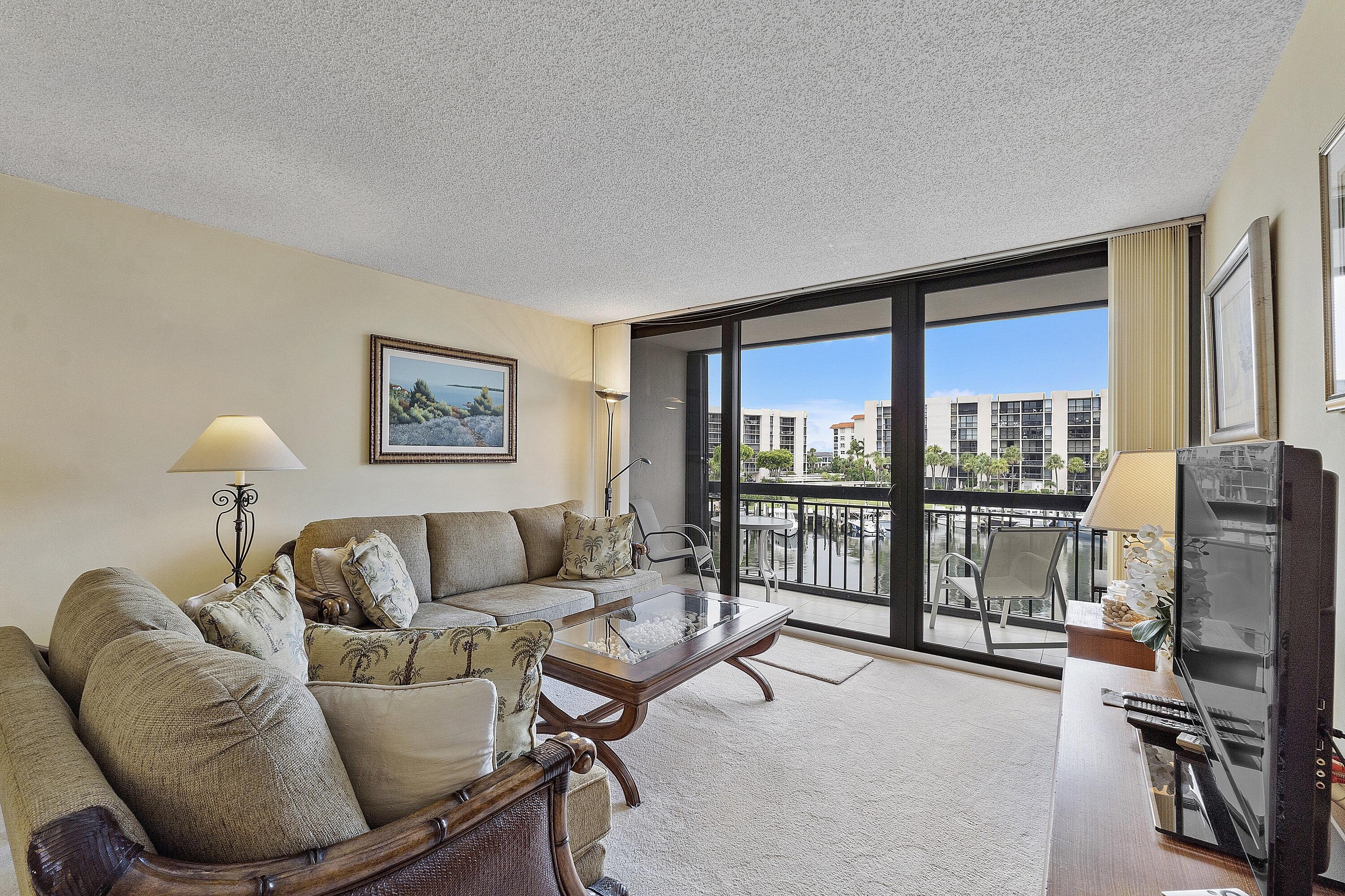 2687 North Ocean Boulevard, Unit 3080 Boca Raton, FL 33431 - Photo 5 of 23 G308 LR R