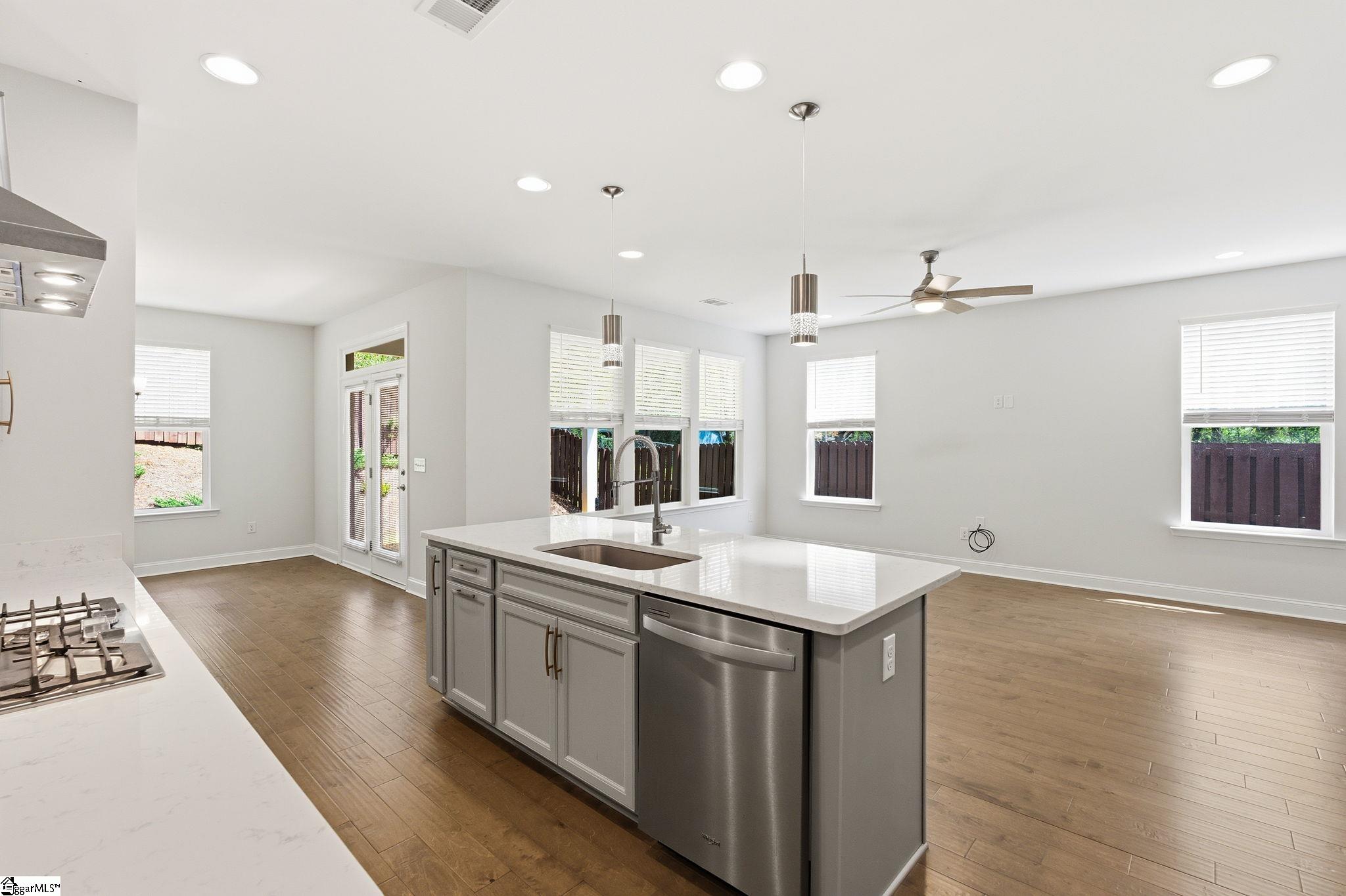 215 Wrightwood Lane Greer, SC 29650 - Photo 8 of 31