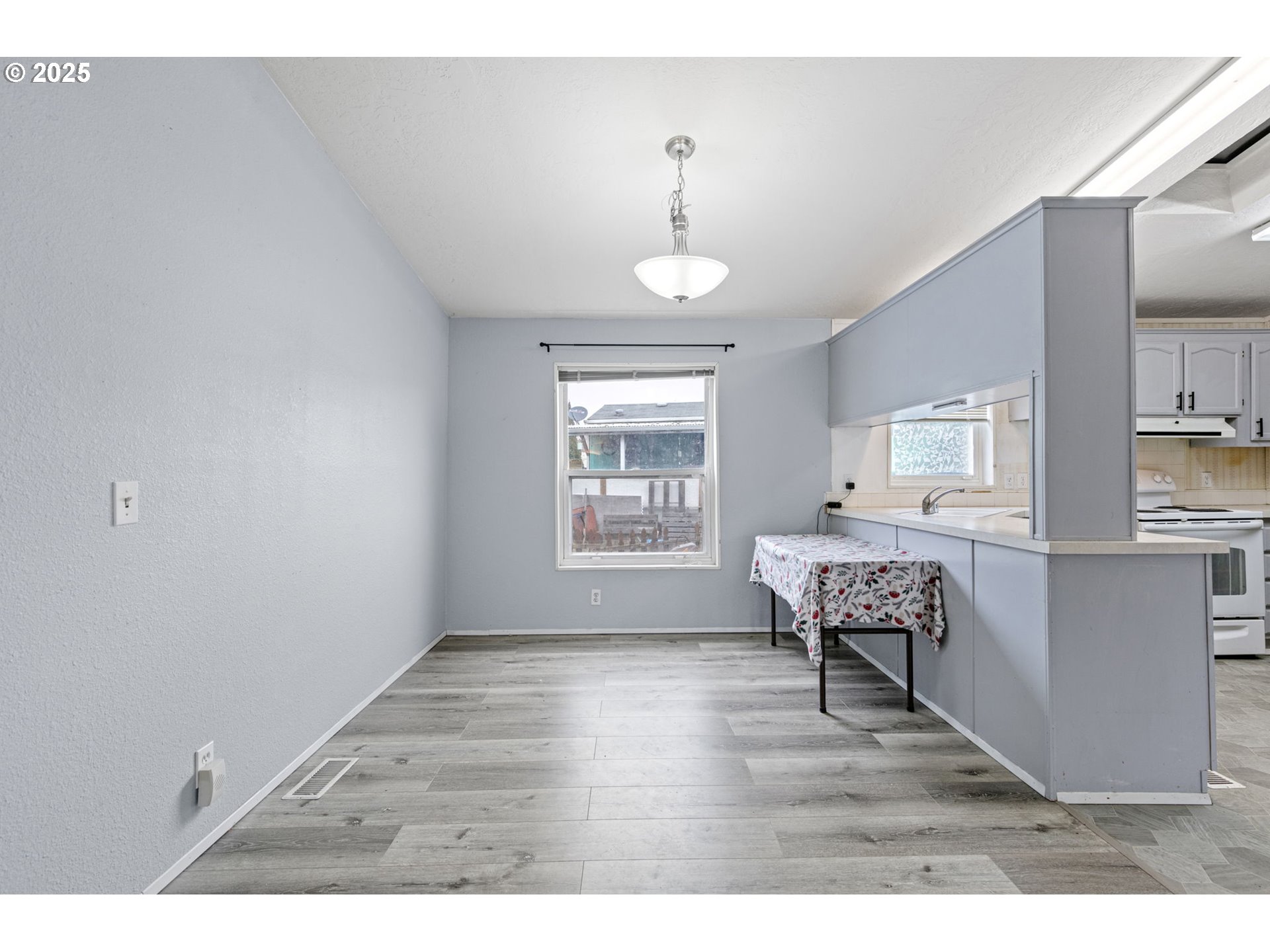 2150 Laura Street, Unit 222 Springfield, OR 97477 - Photo 12 of 36 Dining Room