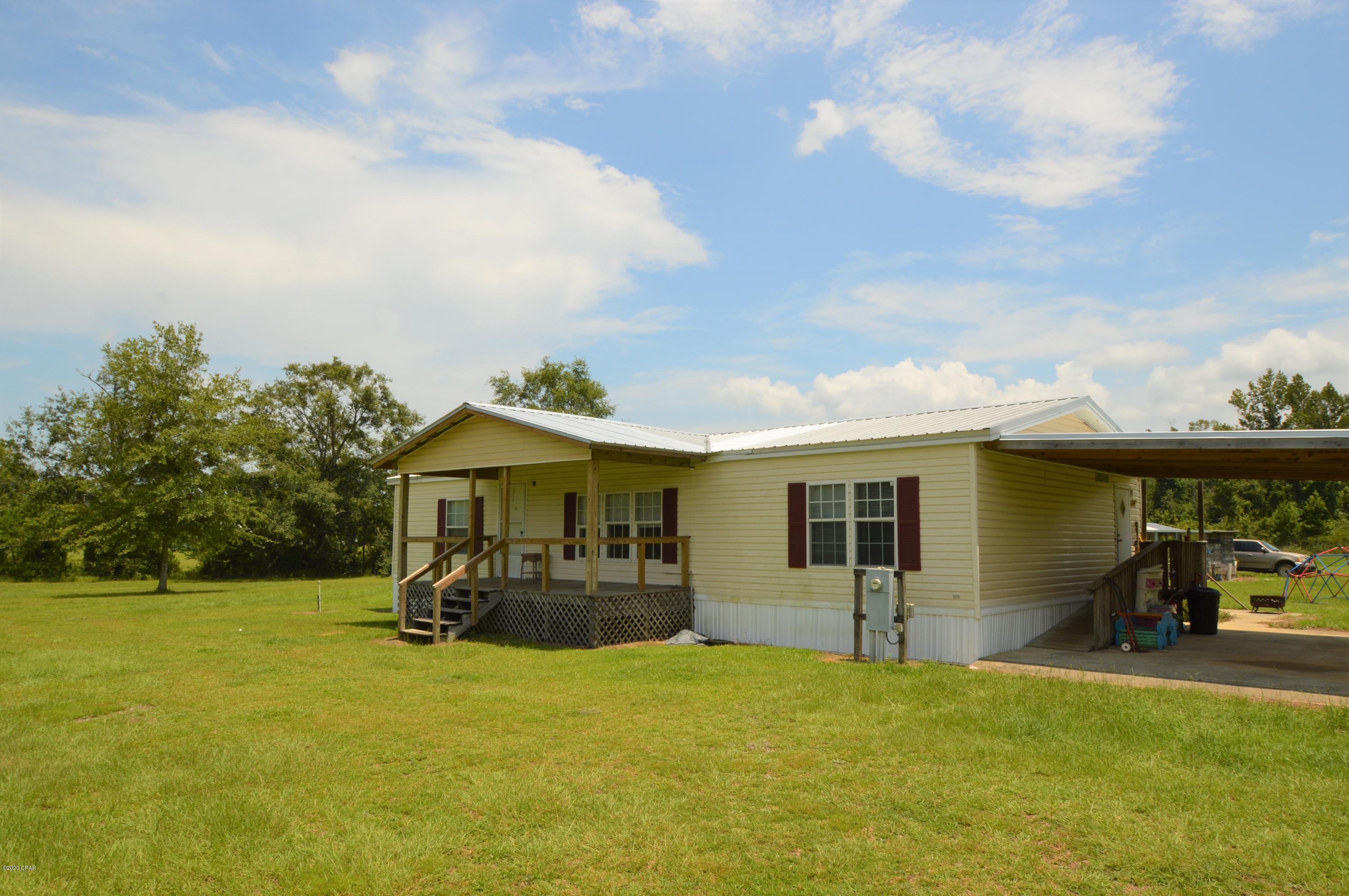 1981 Rooks Circle Cottondale, FL 32431 - Photo 2 of 7
