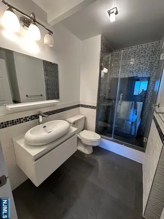 $3,450 | 770 Anderson Avenue, Unit 20E, Cliffside Park, NJ 07010