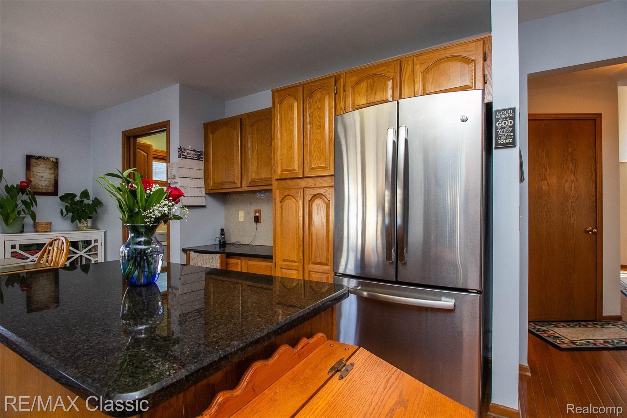 45090 Glengarry Road Canton, MI 48188 - Photo 22 of 49 20.jpg