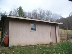 1075 Winchester Road Shady Valley, TN 37688 - Photo 4 of 6 Photo 4