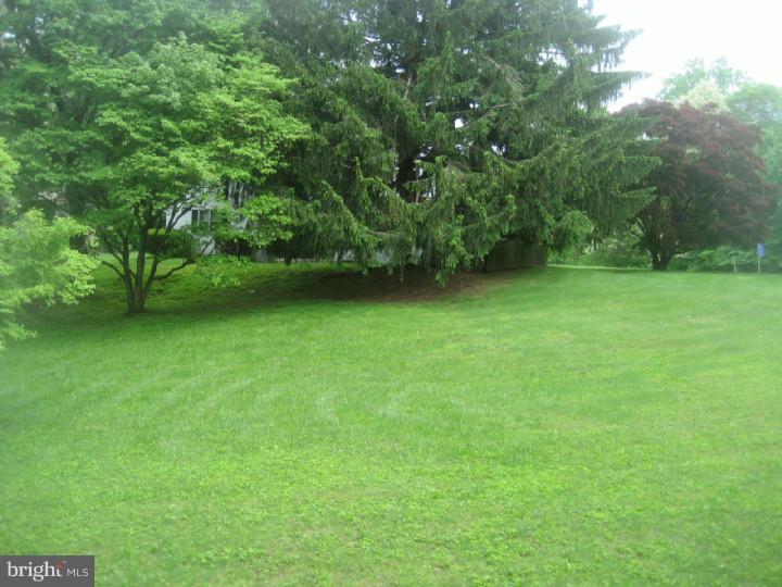 690 Red Lion Road Kennett Square, PA 19348 - Photo 3 of 18 Gallery Image 3
