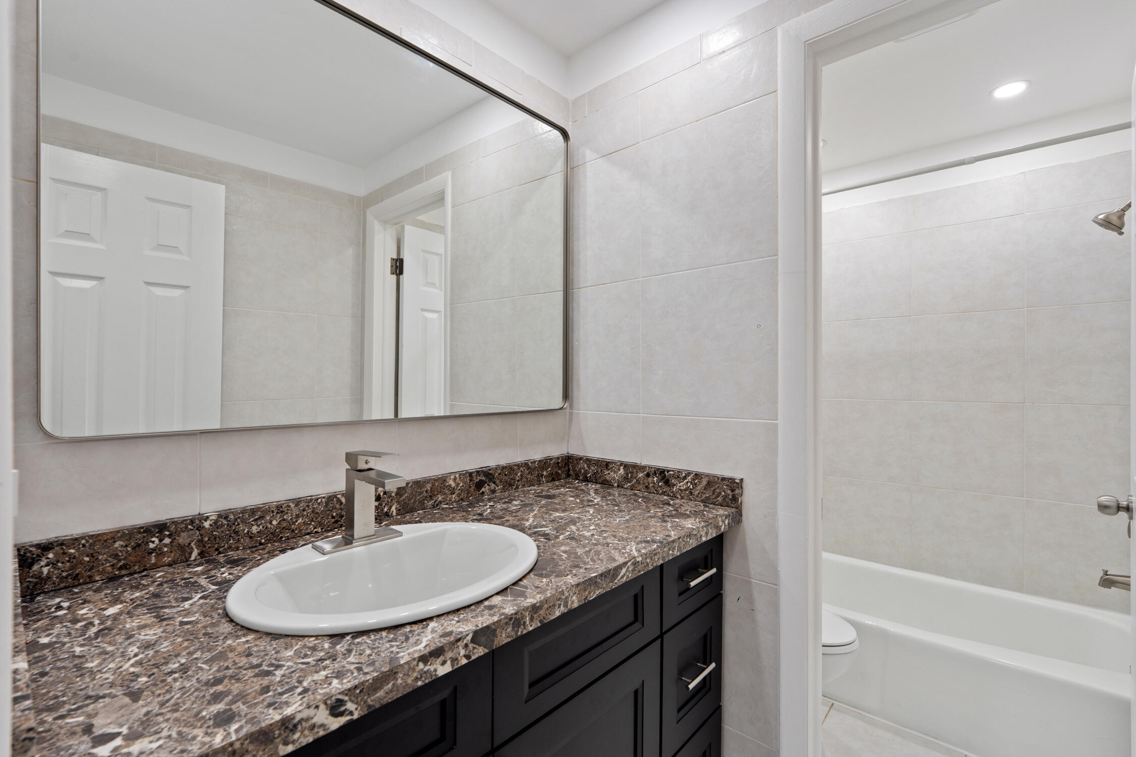 626 Northwest 13th Street, Unit 310 Boca Raton, FL 33486 - Photo 13 of 24 DSC05368