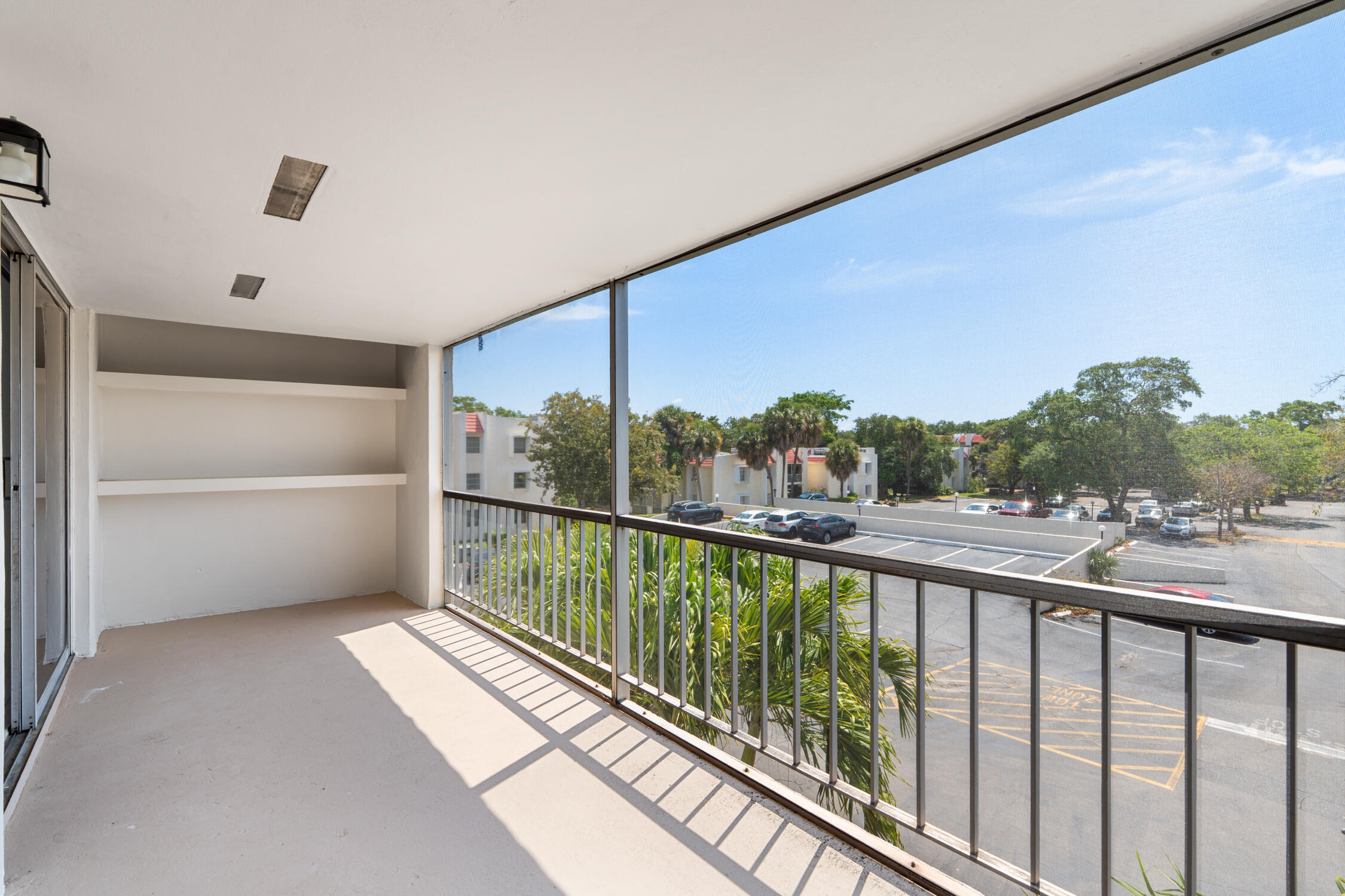 626 Northwest 13th Street, Unit 310 Boca Raton, FL 33486 - Photo 6 of 24 DSC05347