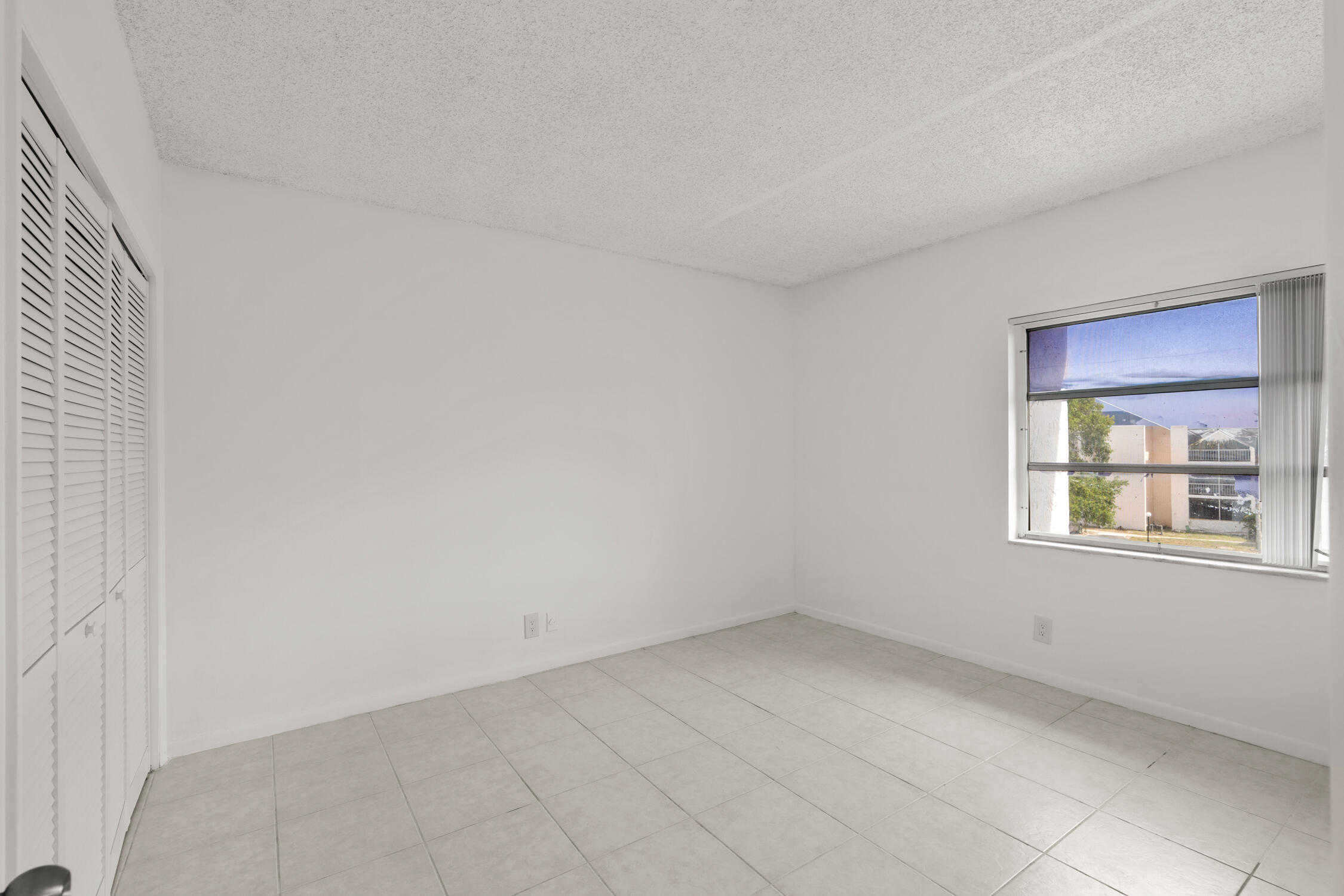 626 Northwest 13th Street, Unit 310 Boca Raton, FL 33486 - Photo 9 of 24 DSC05314