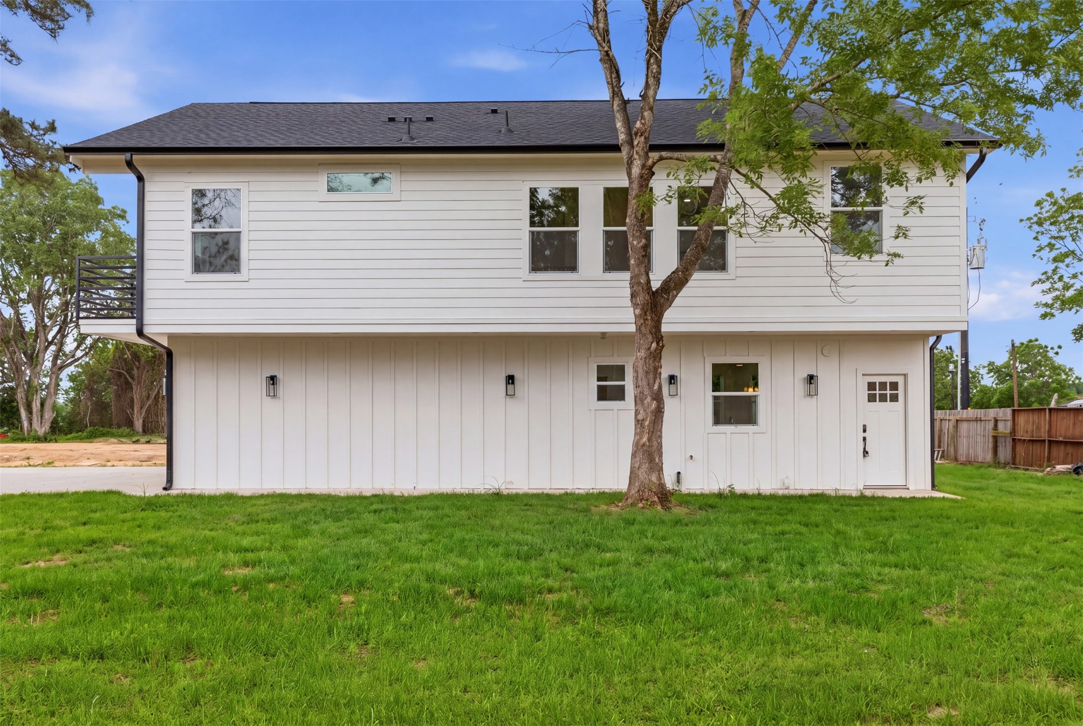 732 Azalea Street Prairie View, TX 77484 - Photo 2 of 37