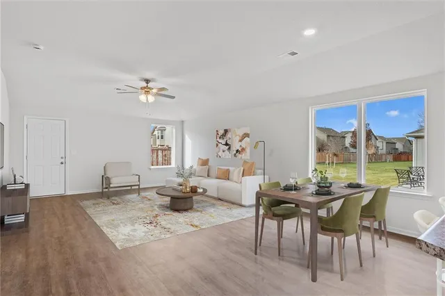 $321,790 | 2288 Woodfield Drive, Tonganoxie, KS 66086