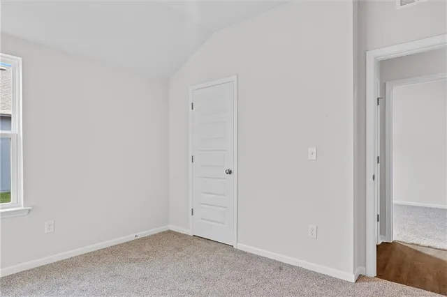 $321,790 | 2288 Woodfield Drive, Tonganoxie, KS 66086