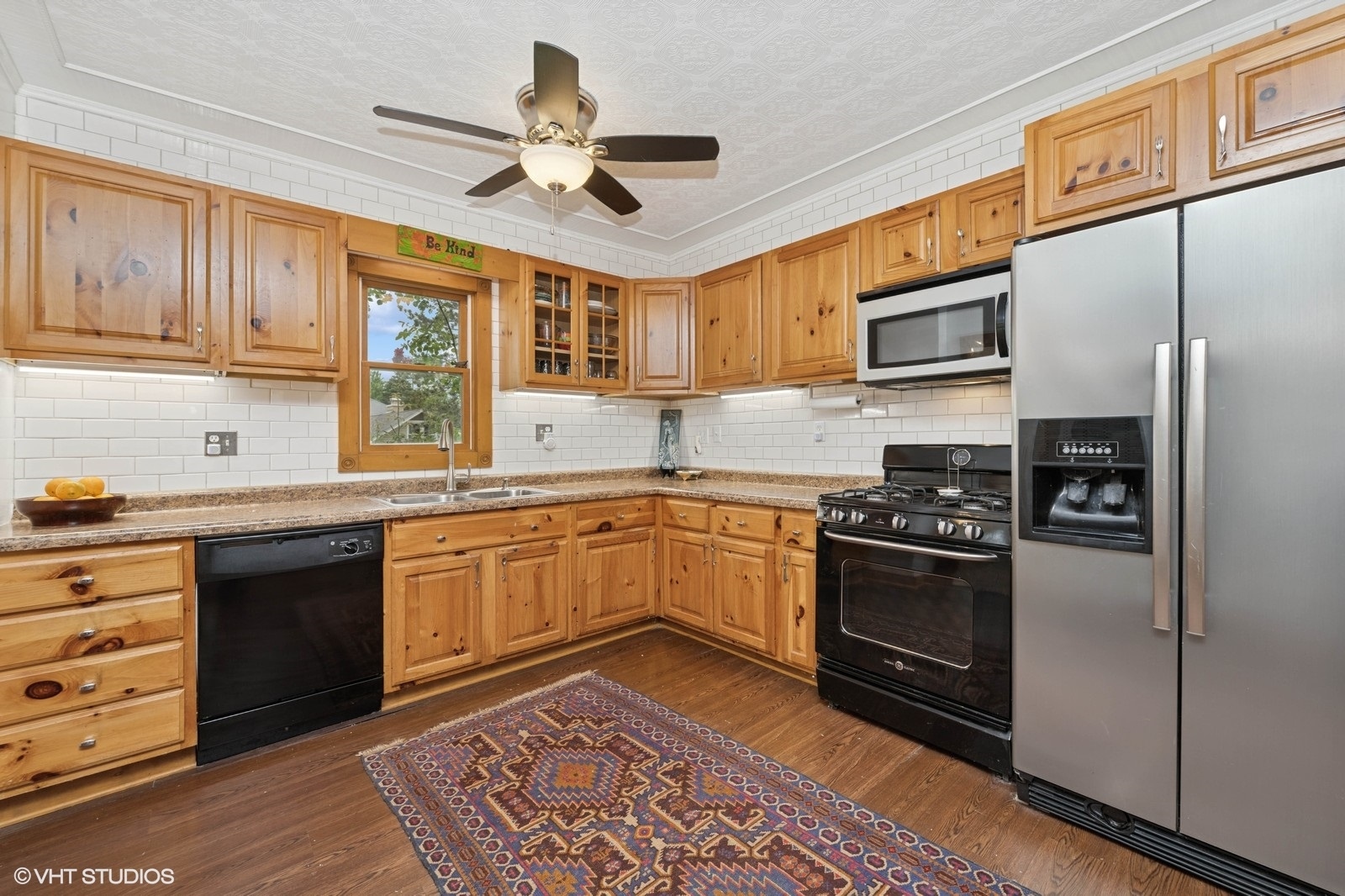 5207 Barnard Mill Road Ringwood, IL 60072 - Photo 5 of 39 Gallery Image 5