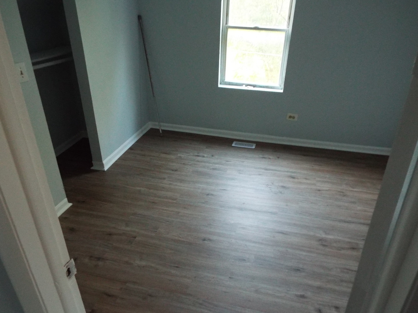 706 East 72nd Street Chicago, IL 60619 - Photo 13 of 18