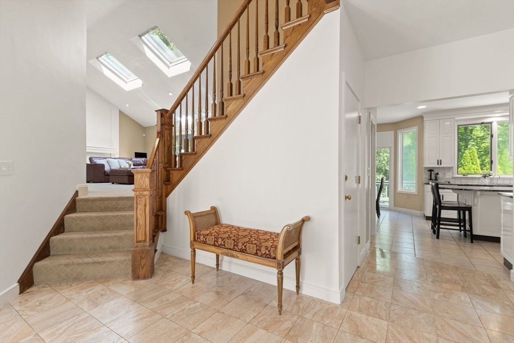 2 Sandpiper Hill Sharon, MA 02067 - Photo 4 of 41