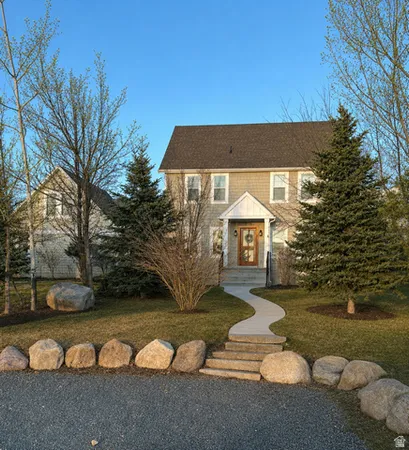 $724,900 | 776 Canyon Road, Hyde Park, UT 84318