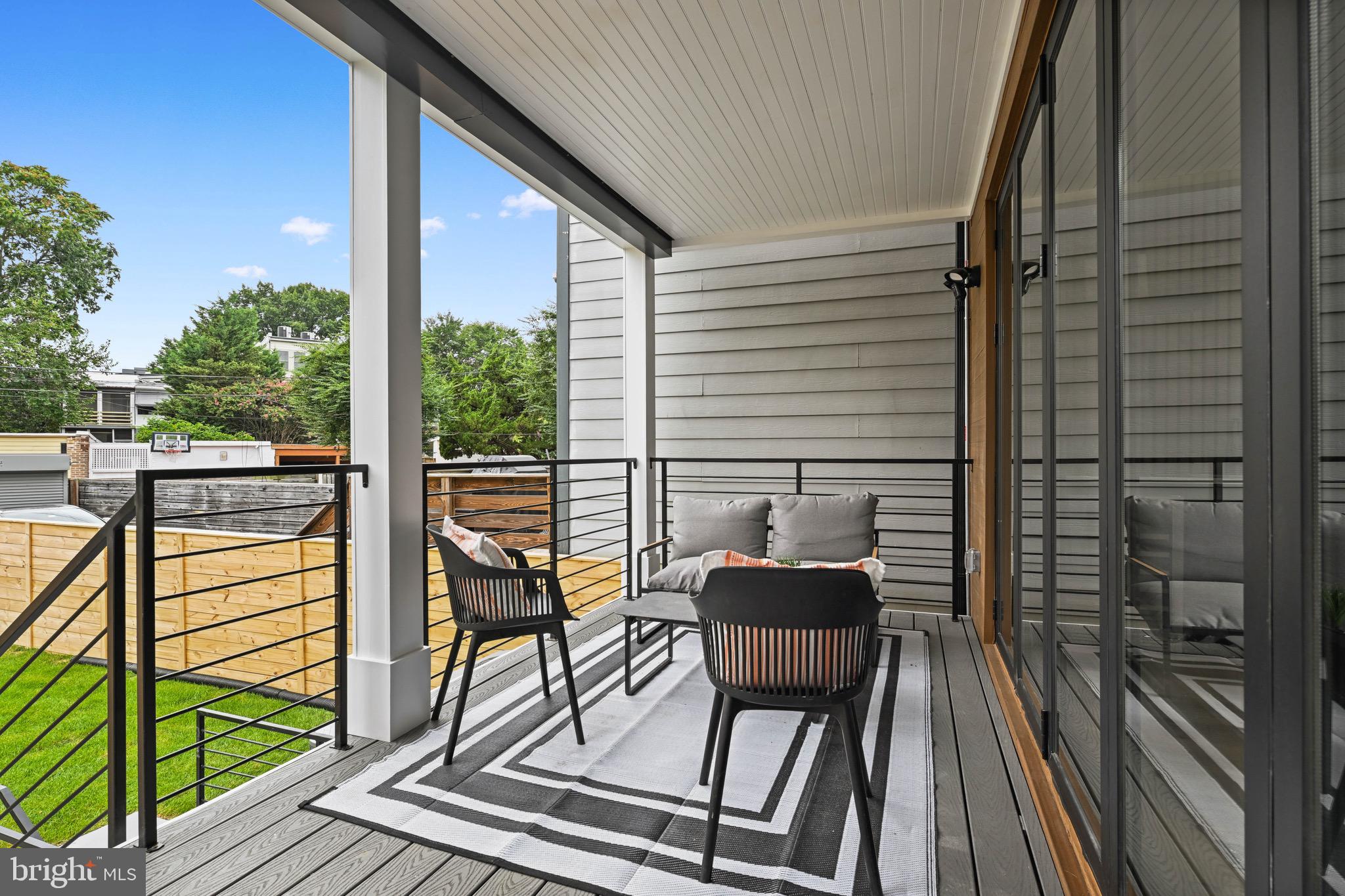 515 Kentucky Avenue Southeast Washington, DC 20003 - Photo 17 of 52