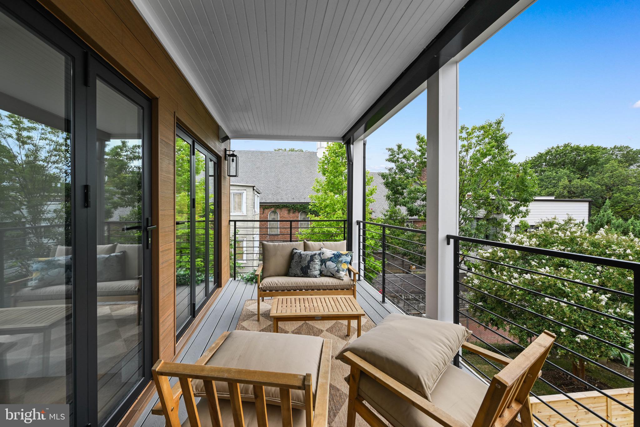 515 Kentucky Avenue Southeast Washington, DC 20003 - Photo 28 of 52