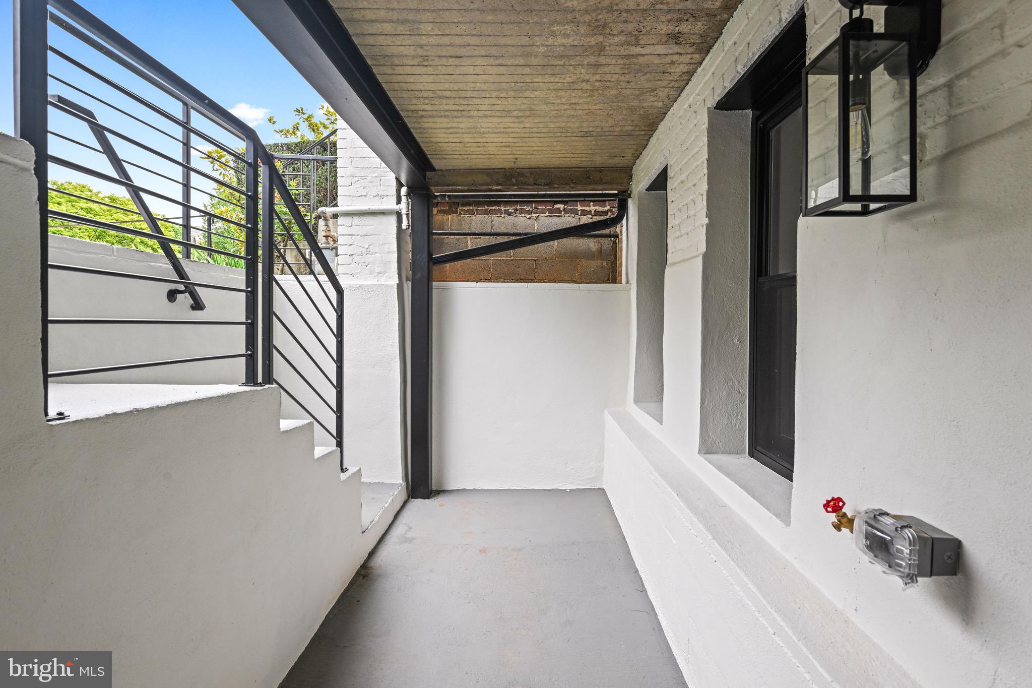 515 Kentucky Avenue Southeast Washington, DC 20003 - Photo 48 of 52