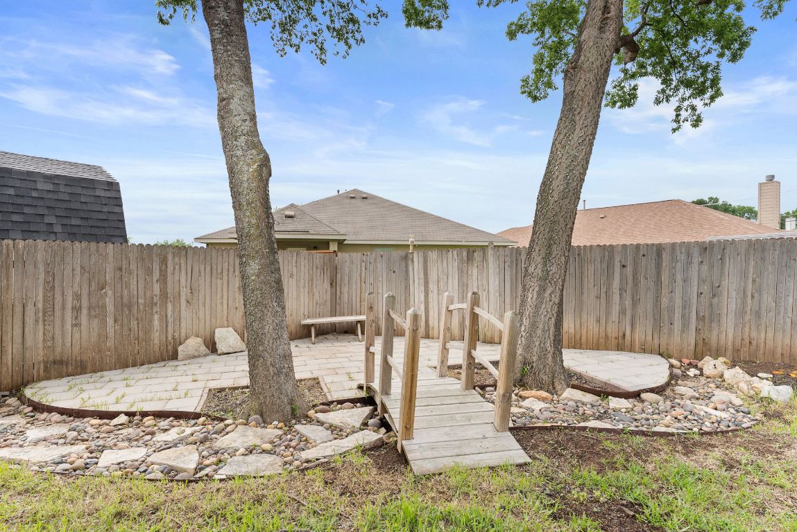 1564 Lorson Loop Round Rock, TX 78665 - Photo 24 of 27 Fenced backyard with a patio