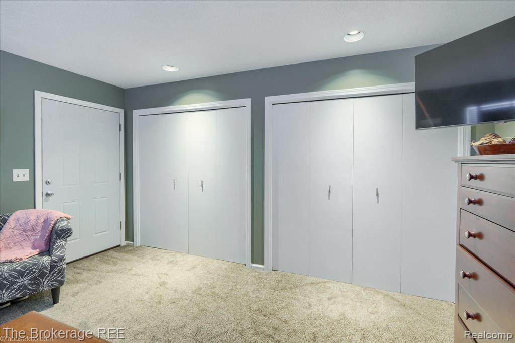 7310 Brewer Road Flint, MI 48507 - Photo 35 of 59 Gallery Image 35