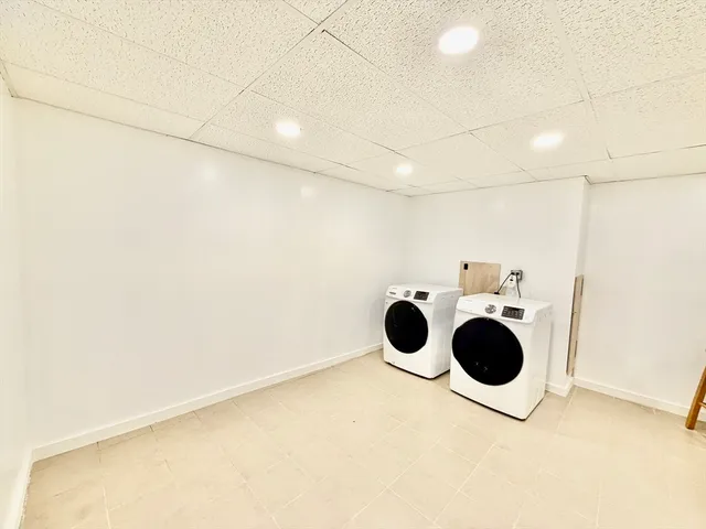 $2,950 | 12 Hall Place, Unit 1, Quincy, MA 02169