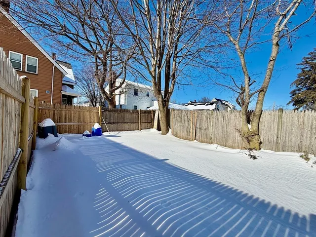 $2,950 | 12 Hall Place, Unit 1, Quincy, MA 02169