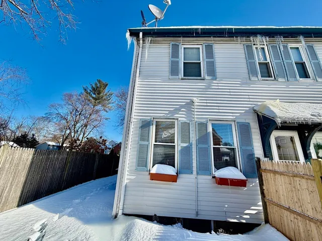 $2,950 | 12 Hall Place, Unit 1, Quincy, MA 02169