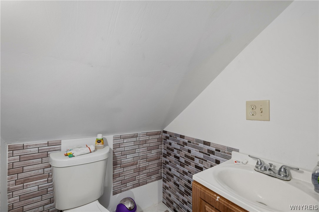 136 Mapleview Road Cheektowaga, NY 14225 - Photo 29 of 29