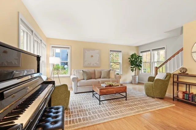 $619,000 | 29d S Commons, Unit D, Lincoln, MA 01773