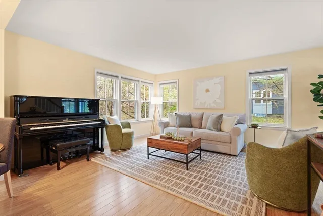 $619,000 | 29d S Commons, Unit D, Lincoln, MA 01773