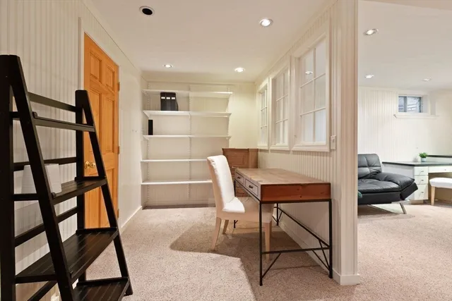 $619,000 | 29d S Commons, Unit D, Lincoln, MA 01773