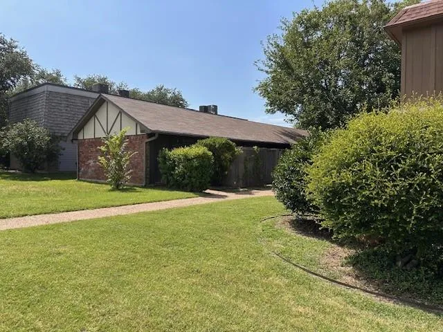 $875 | 4905 El Campo Avenue, Unit A, Fort Worth, TX 76107