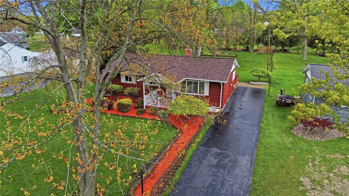 336 Hollybrook Road Rochester, NY 14623 - Photo 6 of 42