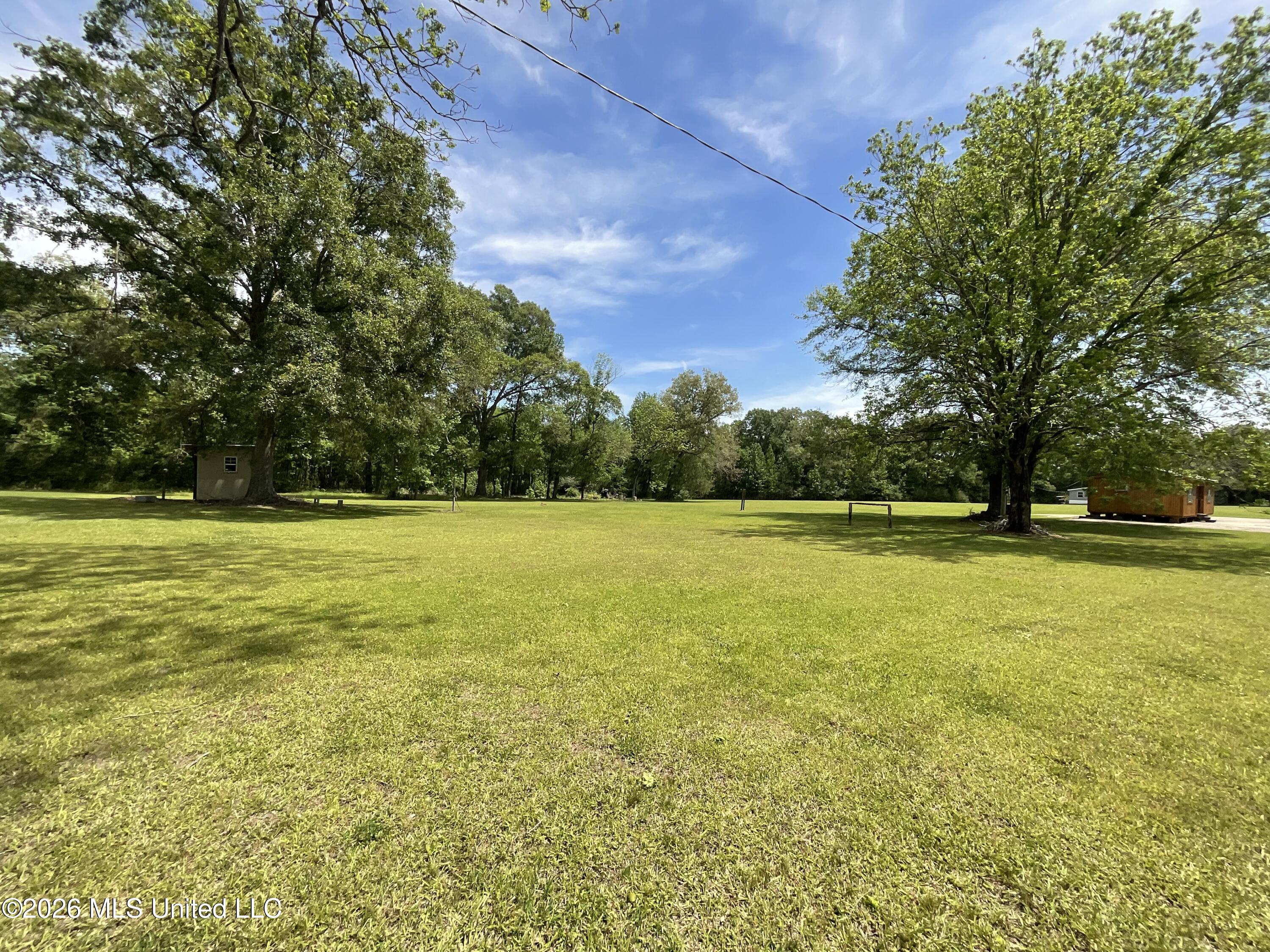 12007 Highway 16 Benton, MS 39039 - Photo 14 of 24 IMG_1974