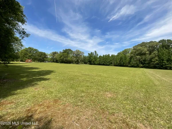 $135,000 | 12007 Highway 16, Benton, MS 39039