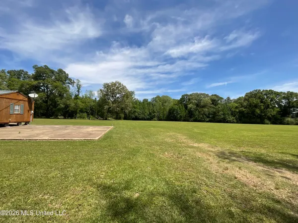 $135,000 | 12007 Highway 16, Benton, MS 39039