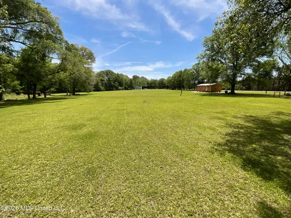 $135,000 | 12007 Highway 16, Benton, MS 39039