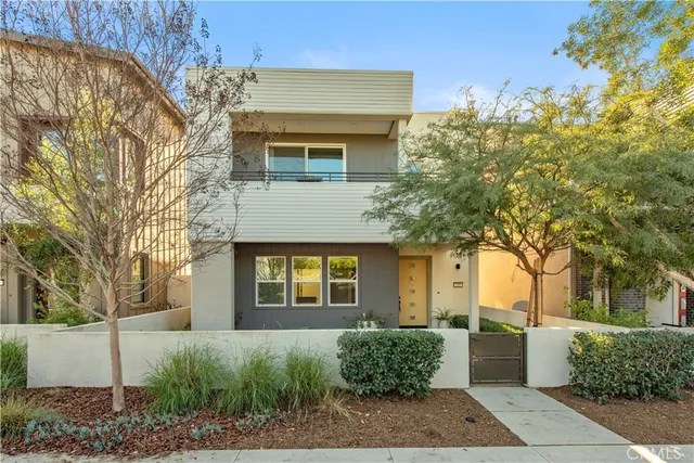$5,300 | 255 Sawbuck, Irvine, CA 92618