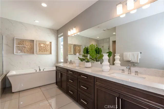 $5,300 | 255 Sawbuck, Irvine, CA 92618