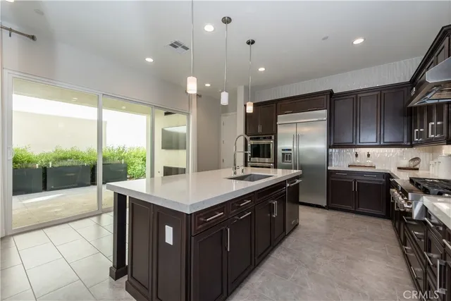 $5,300 | 255 Sawbuck, Irvine, CA 92618