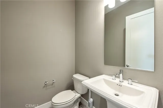 $5,300 | 255 Sawbuck, Irvine, CA 92618