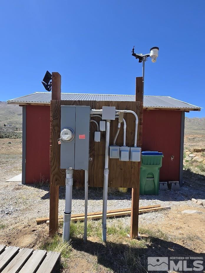 16100 North Red Rock Road Reno, NV 89508 - Photo 4 of 18 a front view of a house with garden