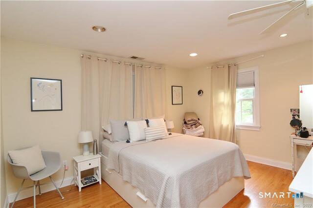 298 Erskine Road Stamford, CT 06903 - Photo 14 of 21 Large Primary Bedroom