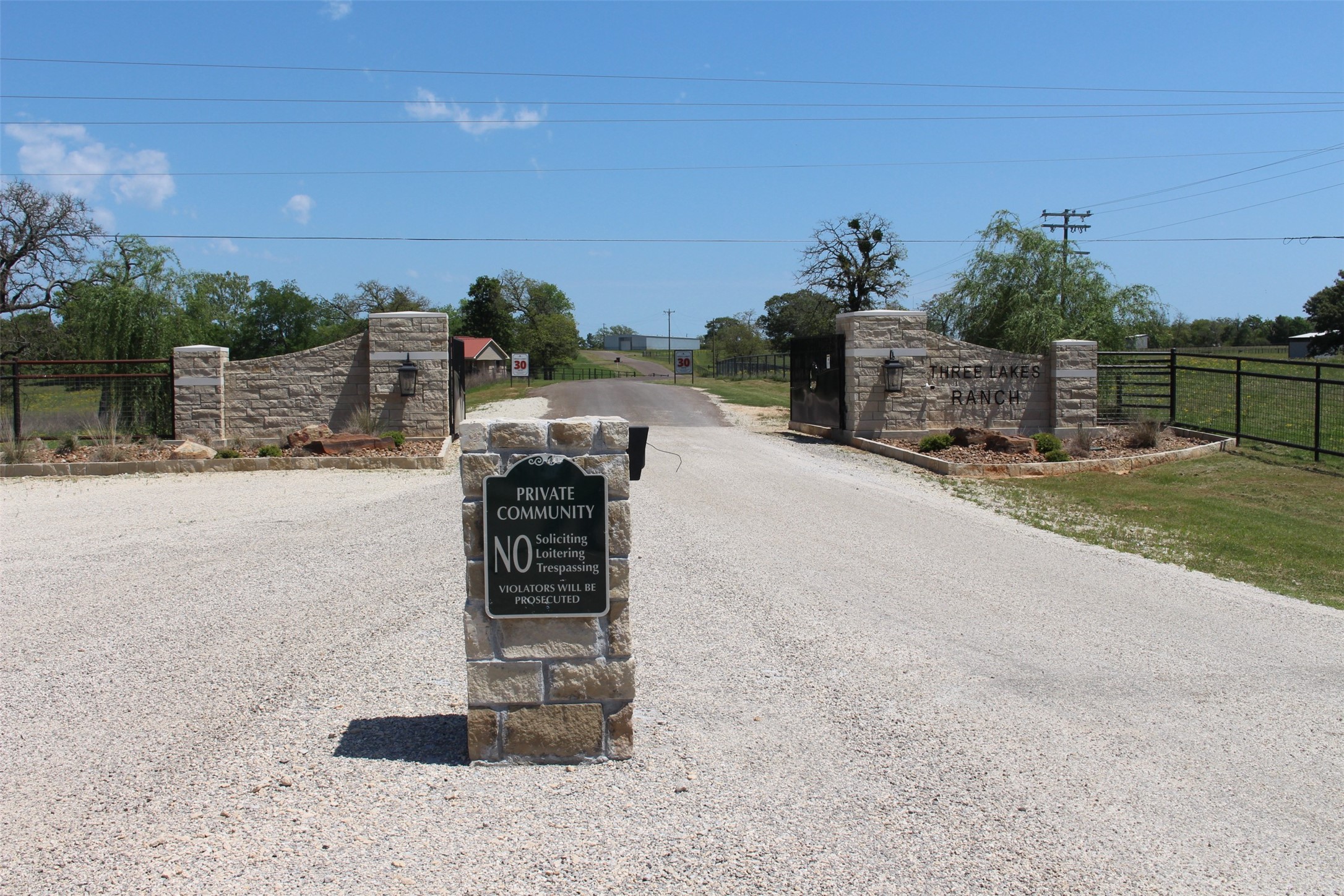 6 Private Road 1311 Centerville, TX 75833 - Photo 2 of 13 a view of a terrace space
