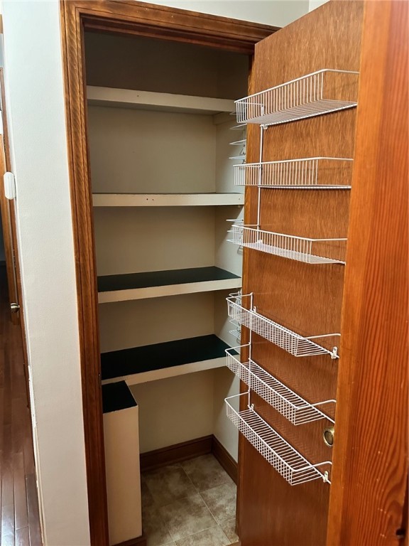 220 Hunters Trail Walhalla, SC 29691 - Photo 20 of 40 Pantry