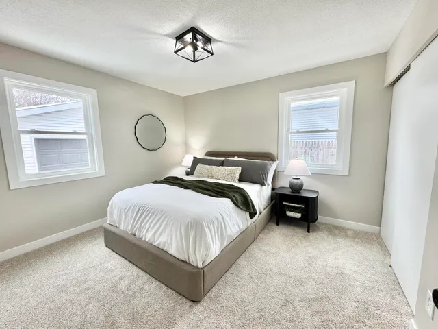 $299,900 | 1628 Ira Avenue Northwest, Grand Rapids, MI 49504