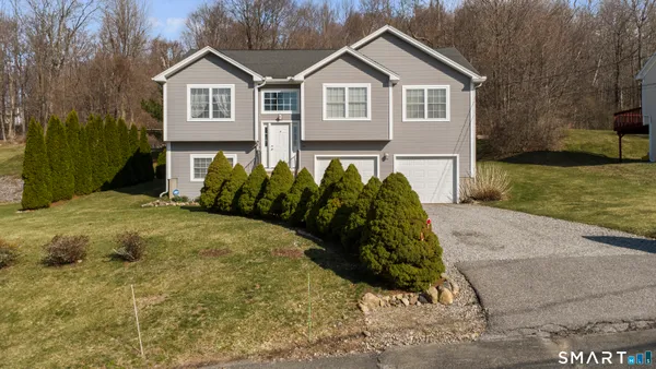 $399,900 | 86 Hyde Street, Torrington, CT 06790