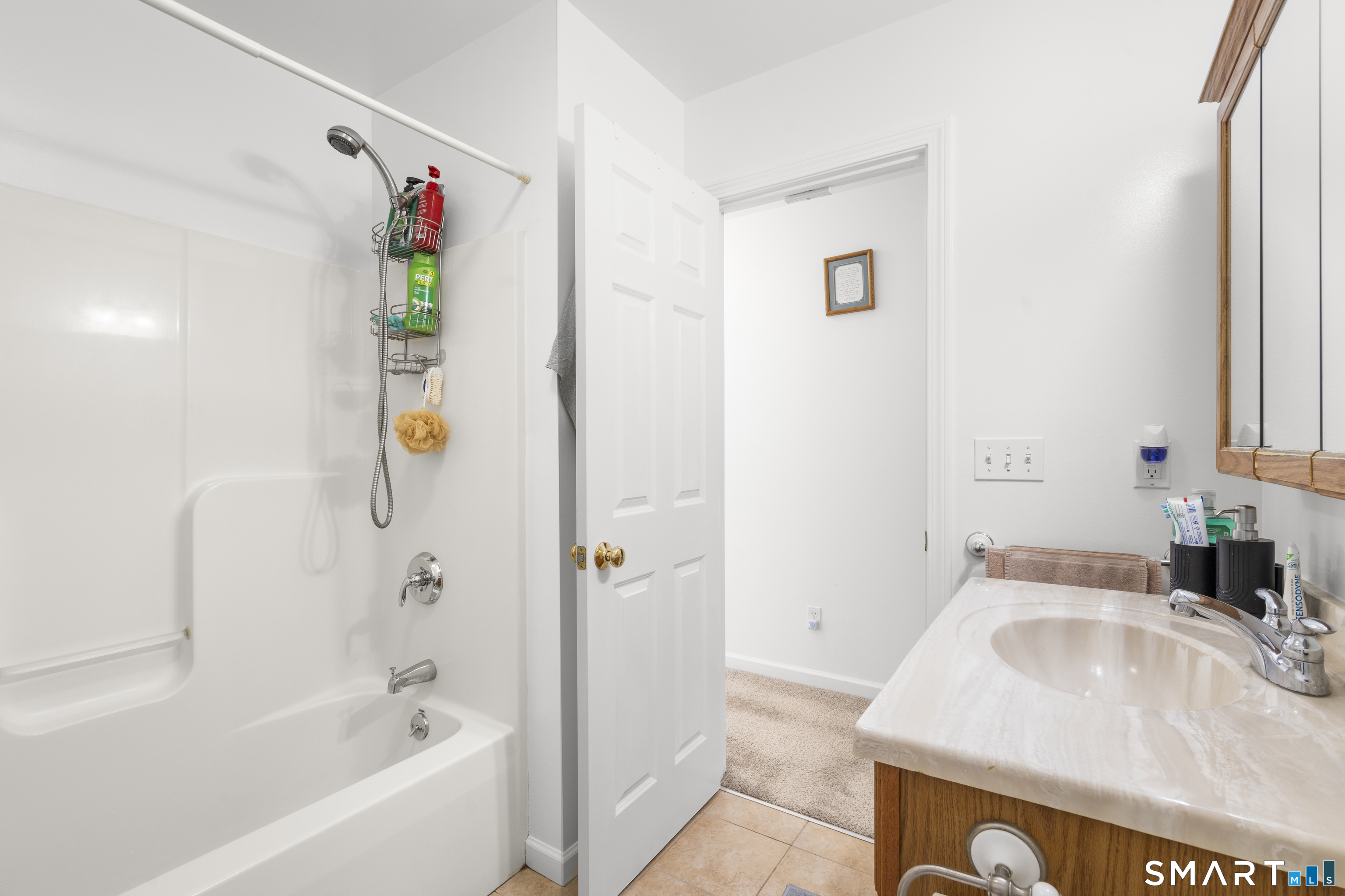 86 Hyde Street Torrington, CT 06790 - Photo 16 of 37